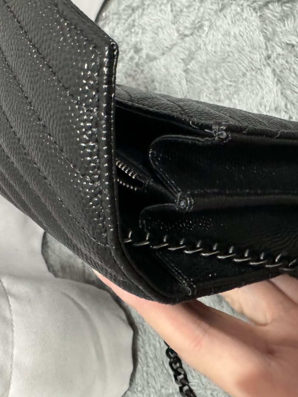 Yves Saint Laurent   Black shoulder bag - Picture 3 of 7